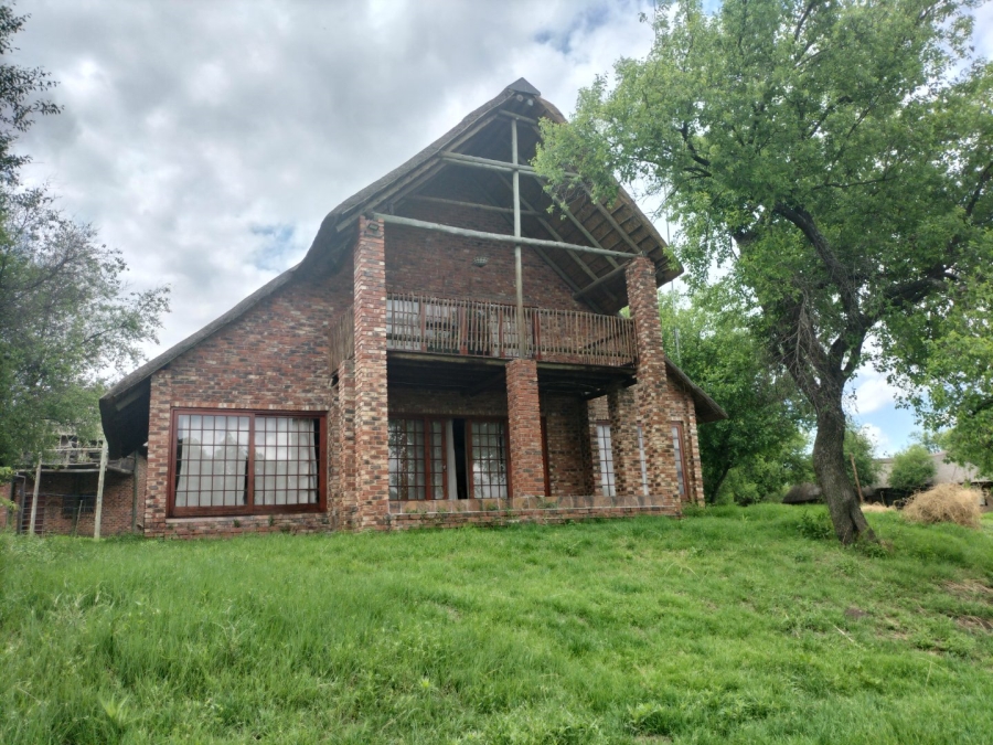 4 Bedroom Property for Sale in Bothaville Free State